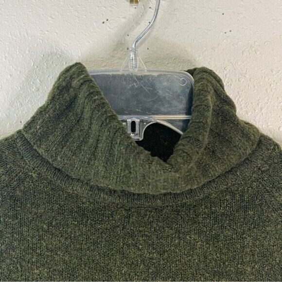 STUDIO Y Turtleneck Sweater Wool Blend‎ Sz S Olive Minimalist Outdoor Cabincore - Picture 4 of 12